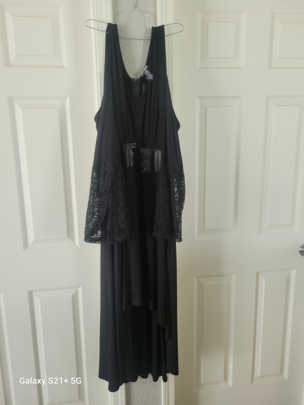 NWT Hot Topic Black Lace-Trim High-Low Maxi Dress Plus SIZE